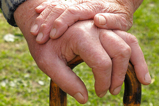 Низкий тестостерон оказался признаком возможной деменции у пожилых мужчин