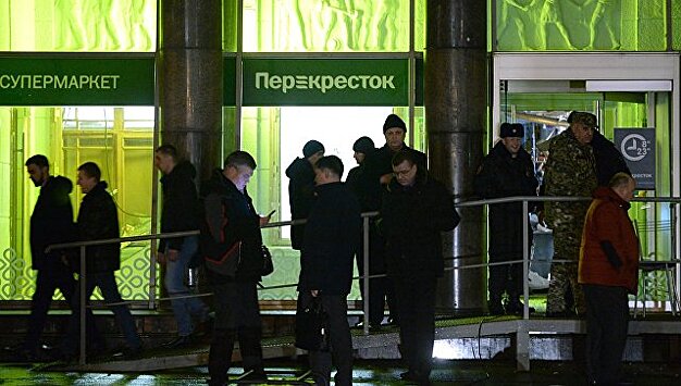 Один из пострадавших при взрыве в Петербурге находится в тяжелом состоянии