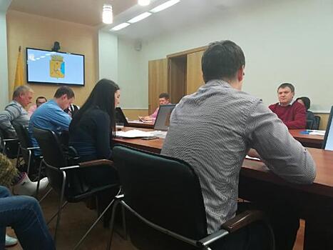 В Кирове мэрия предложила депутатам снести несуществующую хоккейную коробку
