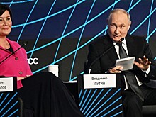 Путин пошутил о диктатуре на форуме АСИ