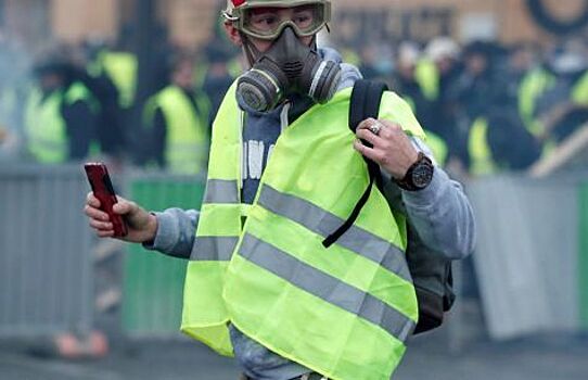 В Германии вышли на акцию протеста против ограничений на дизельные машины