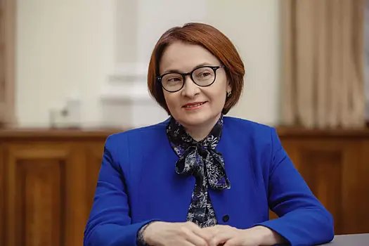 Эльвира Набиуллина прокомментировала мемы о себе. А мы собрали подборку самых забавных