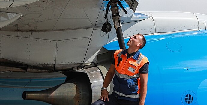 Минэнерго выяснит причины заправки самолётов «грязным» керосином