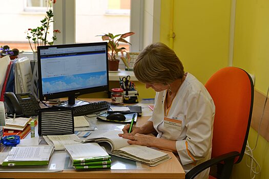 Поликлиника №4 ПОМЦ получила сертификат качества и безопасности медицинской деятельности
