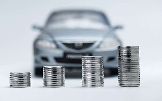 Доллар — вниз, цены — вверх: почему автомобили продолжают дорожать