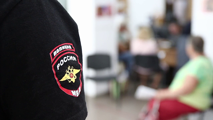 Полиция Томска возбудила уголовное дело о покупке и использовании поддельного детского загранпаспорта