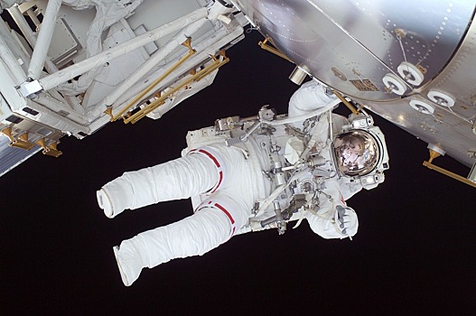 Легендарные космонавты проведут «открытые уроки» в Останкине