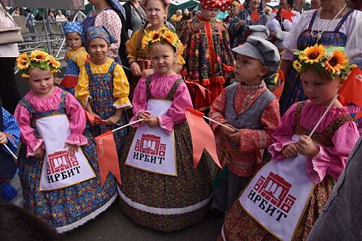 Денис Паслер отметил вклад «Ирбитской ярмарки» в социальное и экономическое развитие области