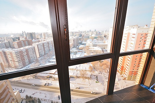 В Новосибирске нашли самую дешёвую квартиру с видом на салюты