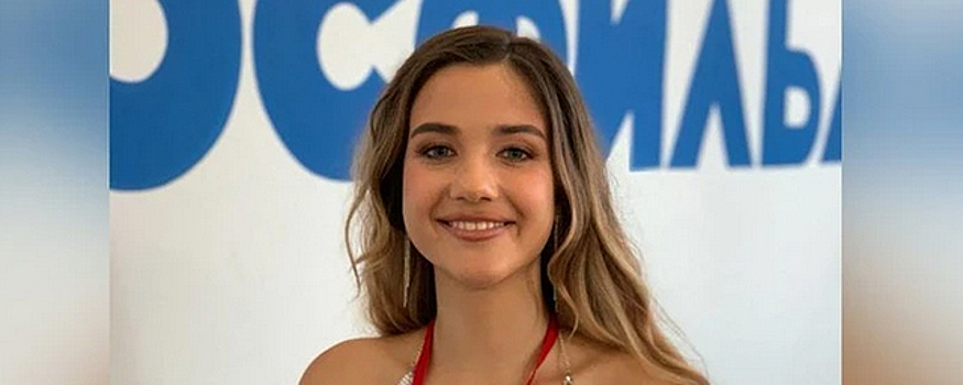 19-летняя уроженка Новосибирска участвует в десятом сезоне шоу «Голос»