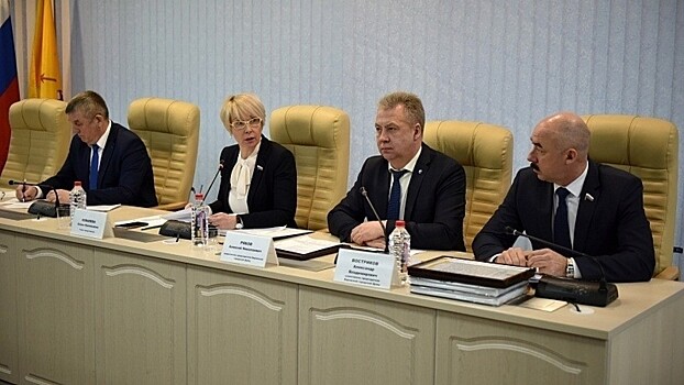 Дума Кирова утвердила отставку главы города