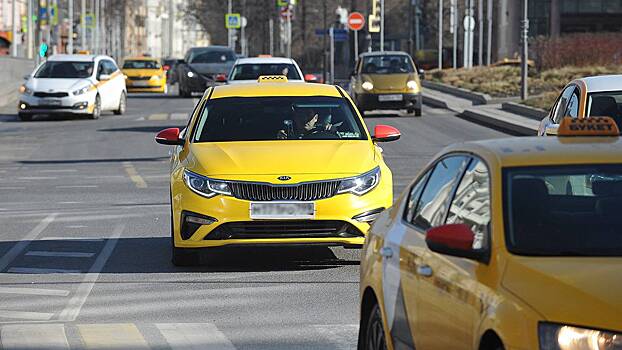 Пассажир выстрелил в лицо таксисту в центре Москвы