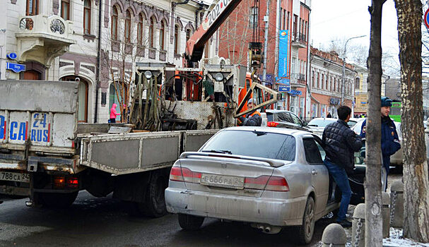 В Красноярске запретят остановку в районе Института искусств