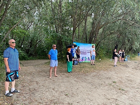 В Клетском районе прошли соревнования по пляжному волейболу и футболу