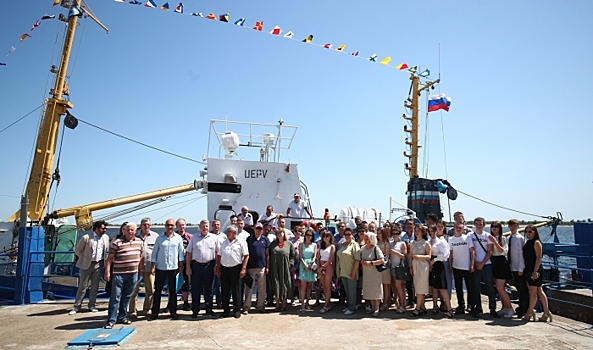 Волгоградские ученые получили новое судно для спасения Дона