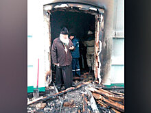 http://news.church.ua/2018/12/10/na-belocerkovshhine-proizoshel-podzhog-svyato-troickogo-xrama-upc-foto/?lang=ru#more-247601
