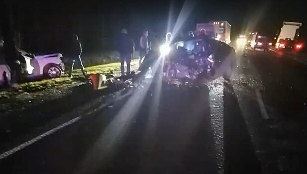 В третье воскресенье ноября отмечается  всемирный день памяти жертв ДТП