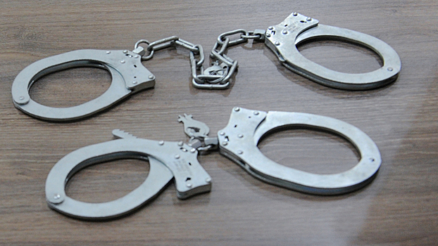 За разбойное нападение на вахтовика в Красноярском крае сотрудники полиции задержали двух его коллег