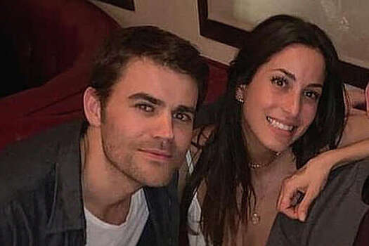 Самый привлекательный мужчина 2021 года счастлив в браке 18 лет: фото жены Пола 