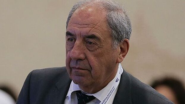 Эксперт заявил о необходимости поддержки управляющих компаний в Заполярье