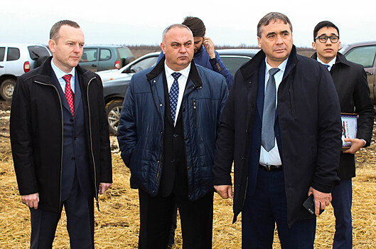 Вице-премьер Республики Крым Андрей Рюмшин принял участие в торжественном открытии объекта строительства гидротехнического сооружения