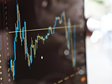 Японские биржи открыли торги ростом на сообщениях о победе Макрона