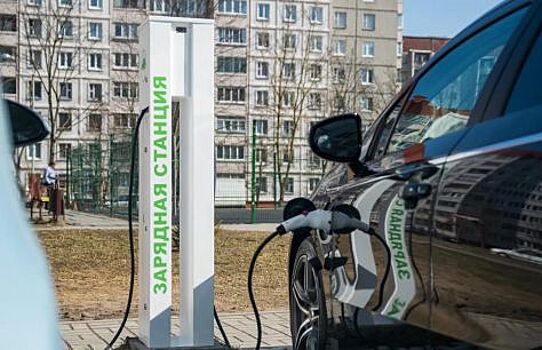 Первую зарядную станцию для электромобилей открыли в Красноярске
