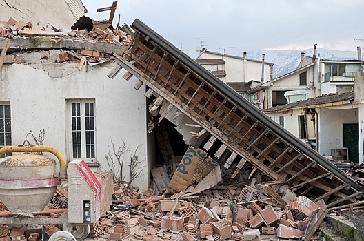 За два дня в мире произошло 28 сильных землетрясений. Но это не конец света