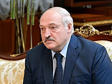 Лукашенко подтвердил переброску на рубежи с Украиной почти трети армии