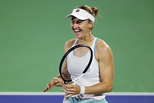 Самсонова вышла в финал турнира WTA-1000 в Монреале, в трёх сетах обыграв Рыбакину