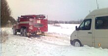 Орловские пожарные спасли из «снежного плена» у Петушков 8 человек