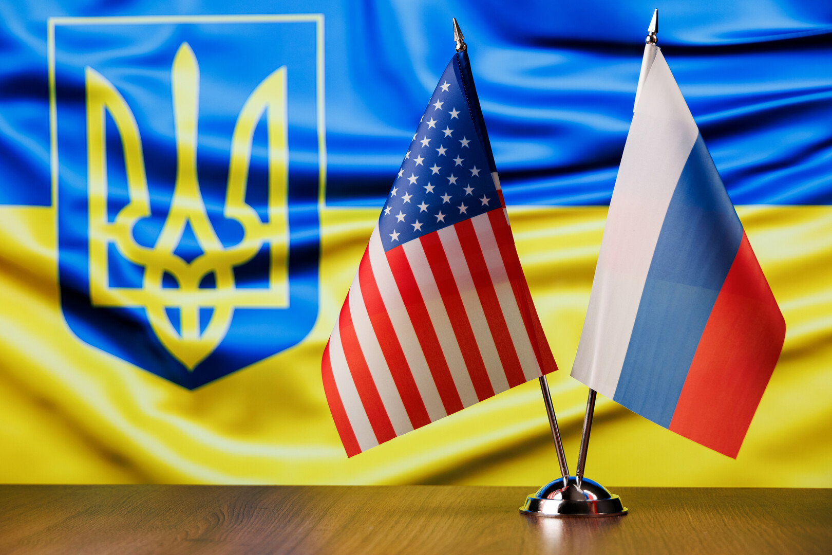Хищники наглеют: Россию призвали жестко отвечать на провокации Запада и Киева