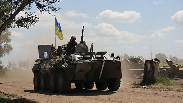 У Крыма замечена украинская бронетехника