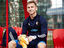 Полузащитник "Спартака" Умяров подвел итоги дебютного вызова в сборную России