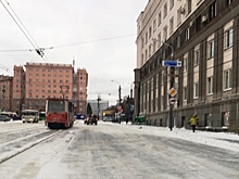 На уборку дорог в Челябинске выведено меньше техники