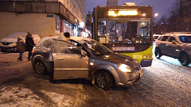 7,6 тыс. человек пострадали в ДТП на петербургских дорогах в 2018 году