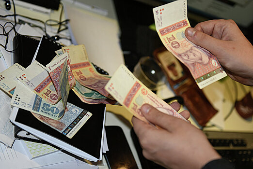 Национальный банк Таджикистана удешевил сомони на 2 пункта
