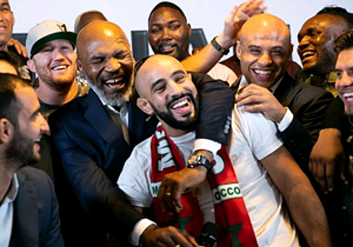 Пожелание для Усика от Ковалёва, Макгрегор везёт свой товар в Россию, радость и веселье на медицинском ранчо Тайсона — соцсети