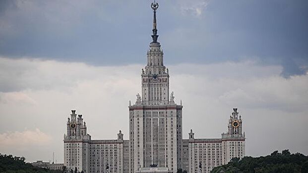 Москвичей предупредили о грозе и сильном ветре