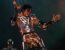 Врач Майкла Джексона умолял поп-короля оставить нездоровое «увлечение» детьми
