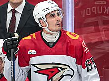 Якупов – о функциях капитана: болтать с судьями, подъезжать. Я вот забыл перед буллитами