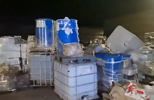 В Ленобласти нашли источник суррогатного алкоголя, от которого погибли 25 человек