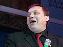 Создатель группы «Ласковый май» продал недвижимость в России и уехал в США