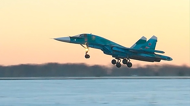 В небе на сверхзвуке: под Челябинском прошли учения Су-34