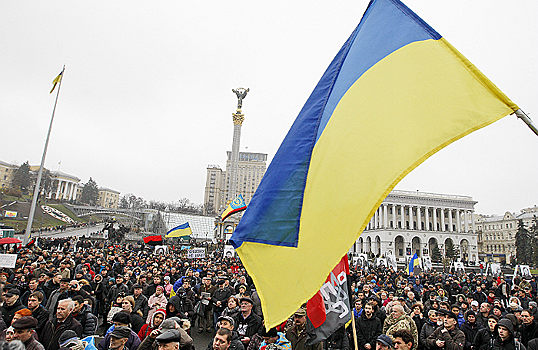 Итальянский журналист раскрывает «правду» об украинской революции 2014 года