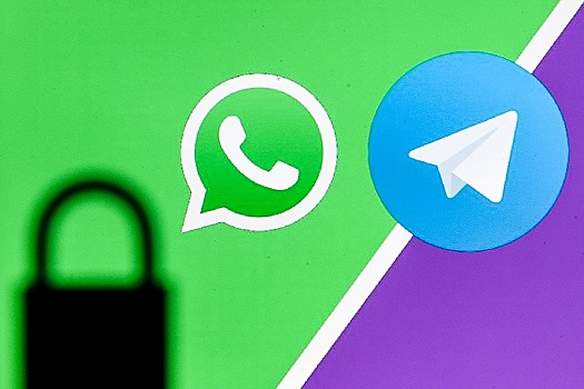 Роскомнадзор сообщил об ограничении работы WhatsApp и Telegram в России