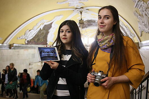 Мозаика метро для Третьяковки. Студентки оцифровали подземные красоты