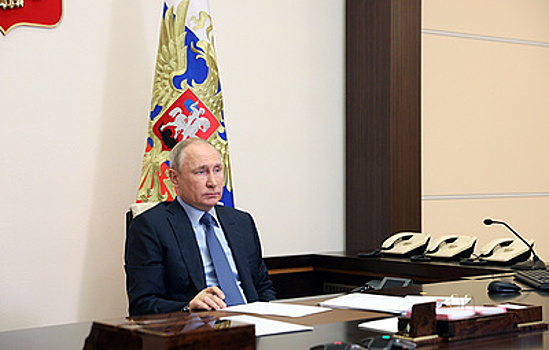 Путин подписал закон о бесплатном проведении газа до границ участка