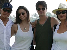 Кэтрин Зета-Джонс поделилась кадрами с Майклом Дугласом и их детьми