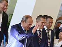 Бензин подешевел во Владивостоке перед приездом Владимира Путина